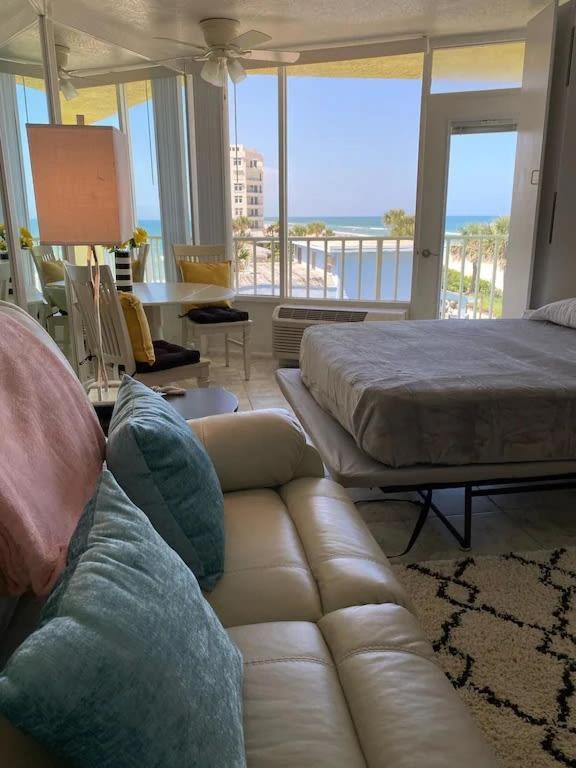 Beach Blessed - Sea View At Symphony Beach Club ออร์มอนด์บีช ภายนอก รูปภาพ